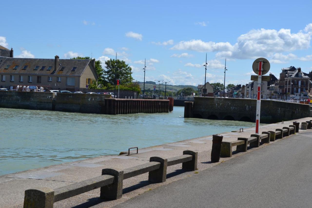 B&B Hotel Le Treport Friville エクステリア 写真