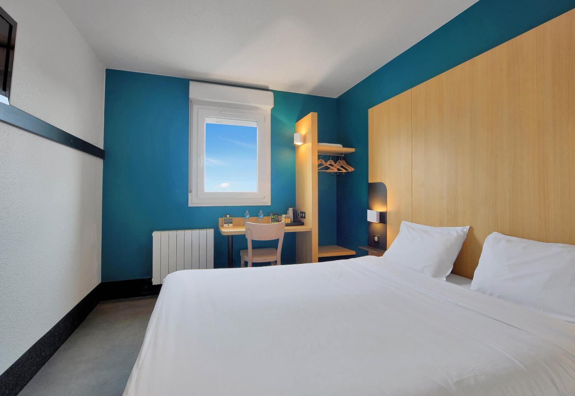 B&B Hotel Le Treport Friville エクステリア 写真